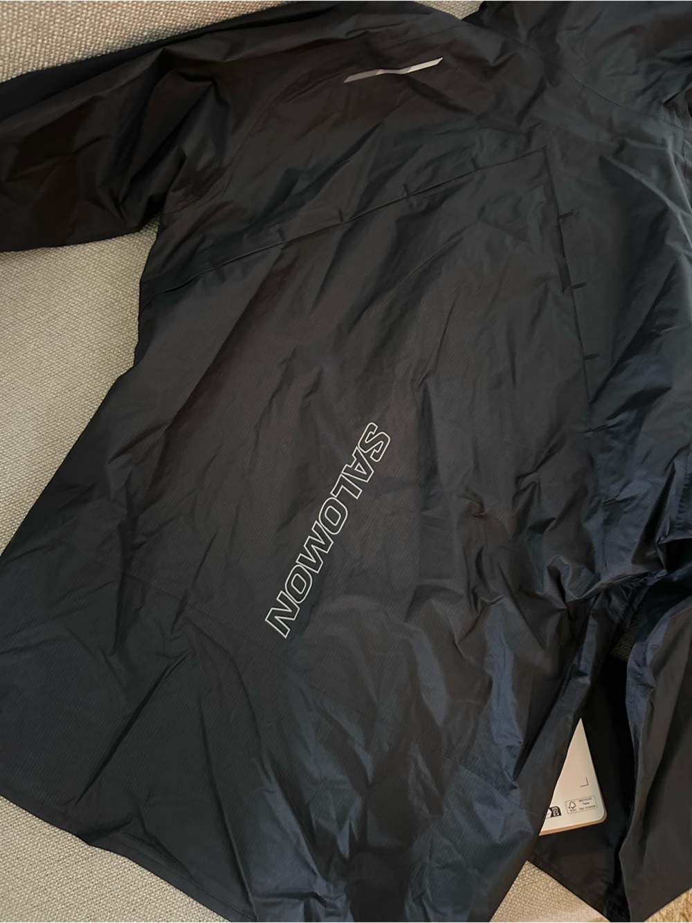Salomon Lightweight Wind Shell